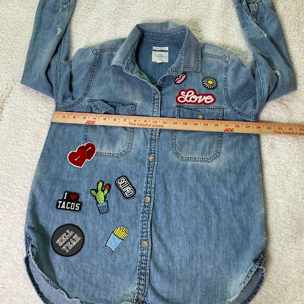 American Eagle Patch Oversized Fit Chambray Butto… - image 4